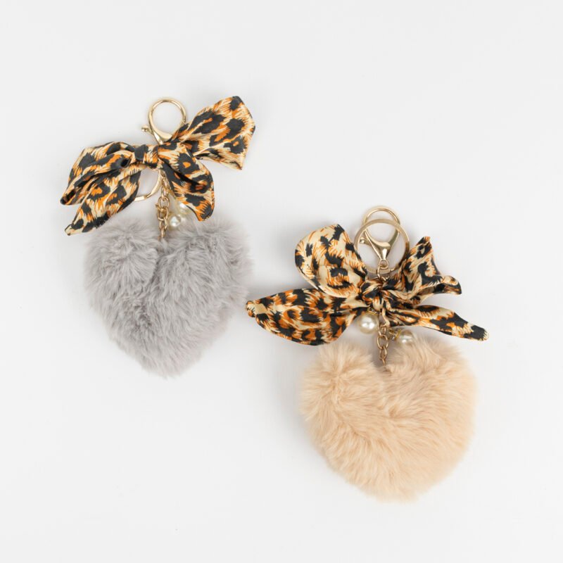 LLAVERO CHARMS CORAZON CON LAZO